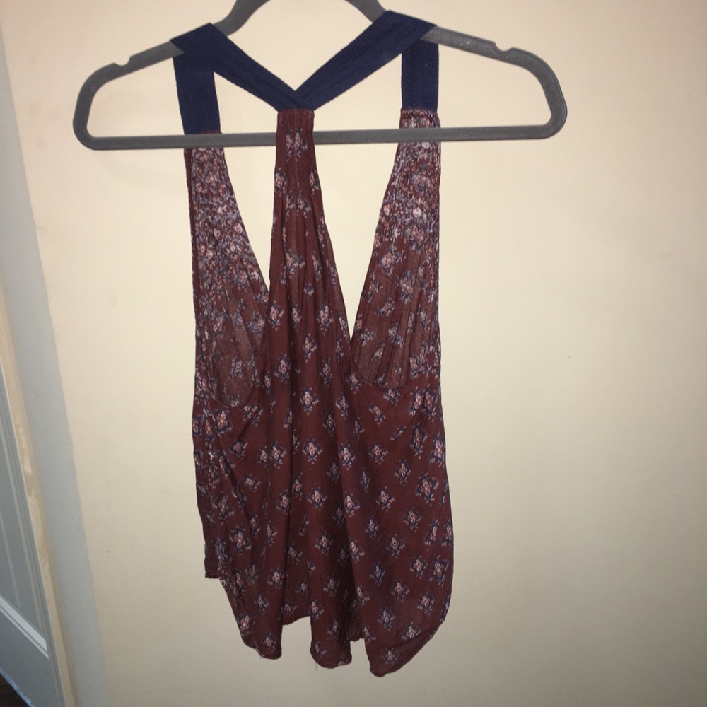 Low Cut Tank - Picture 3 of 3